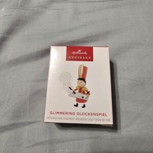 NWOT Hallmark Glimmering Glockenspiel Ornament